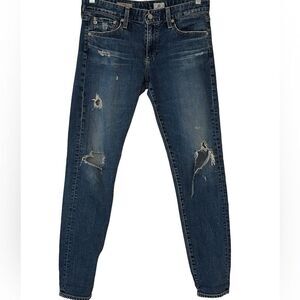 AG NIKKI RELAXED SKINNY IN SIZE 28